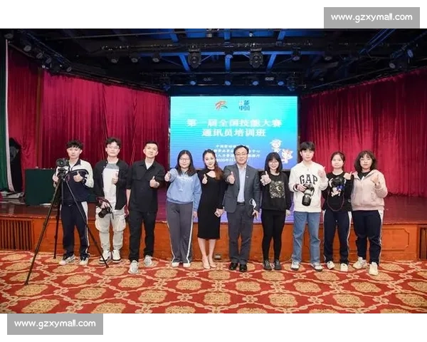 沃里克比赛精彩回顾与战术解析探索队伍表现与选手策略 沃里克比赛精彩回顾与战术解析探索队伍表现与选手策略